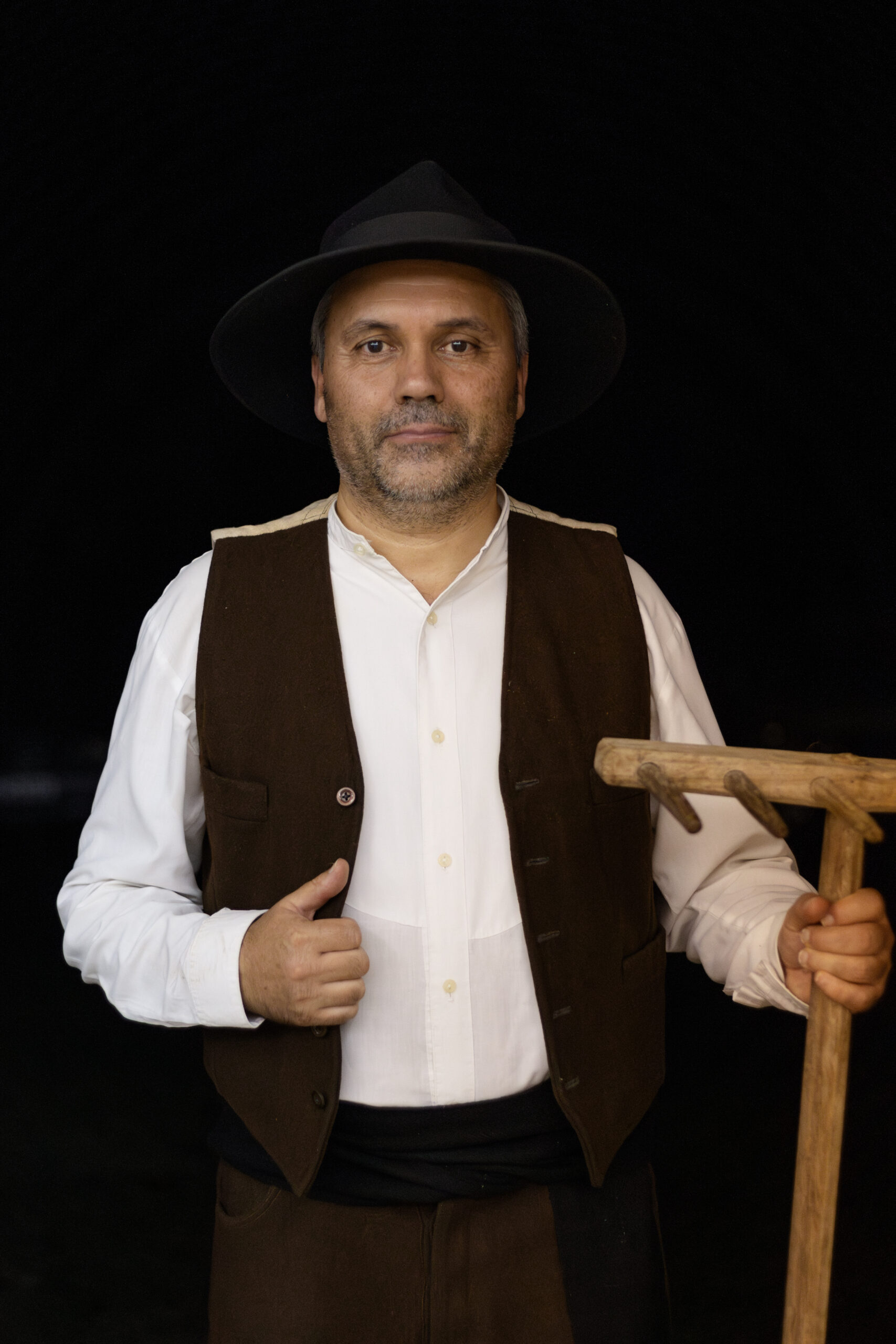 Fotografia da Galeria de 'Desfolhada Tradicional - ACS Couto de Esteves'