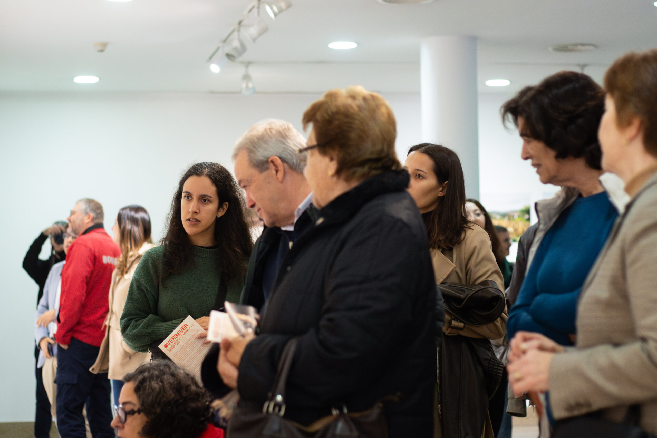 Fotografia da Galeria de 'Exposição Fotográfica #VERSEVER'