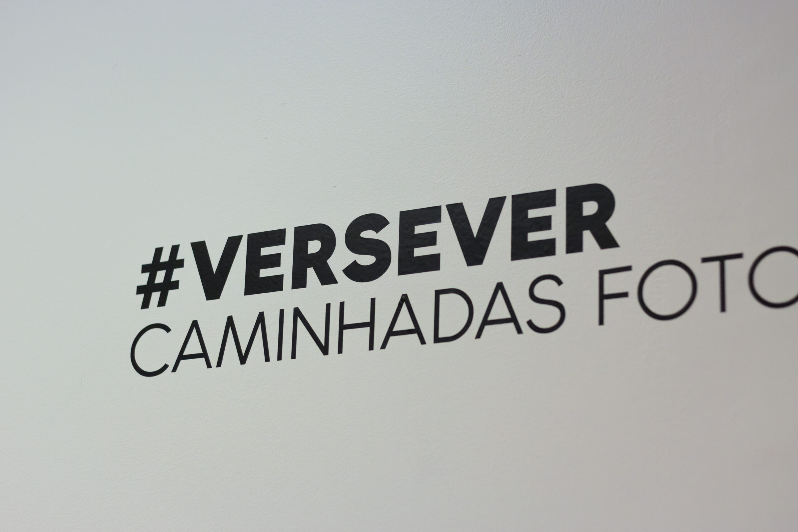 Fotografia da Galeria de 'Exposição Fotográfica #VERSEVER'