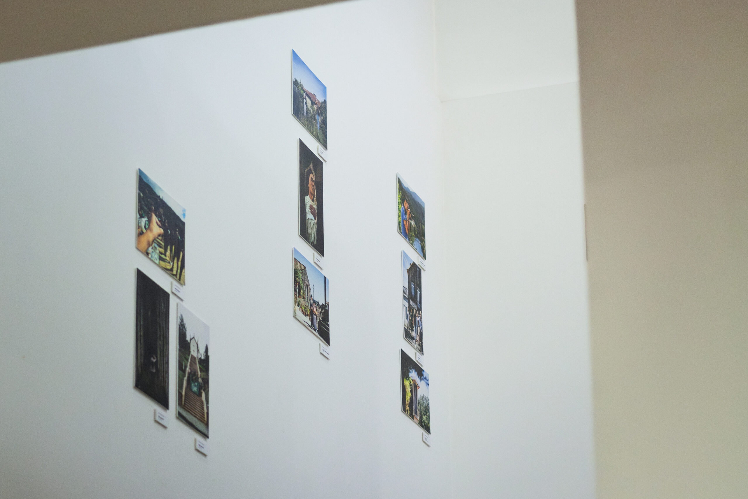 Fotografia da Galeria de 'Exposição Fotográfica #VERSEVER'